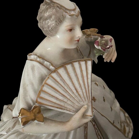 Vintage Ornate Victorian Lady In White w Gold Painted Floral Porcelain Figurine - Picture 10 of 16